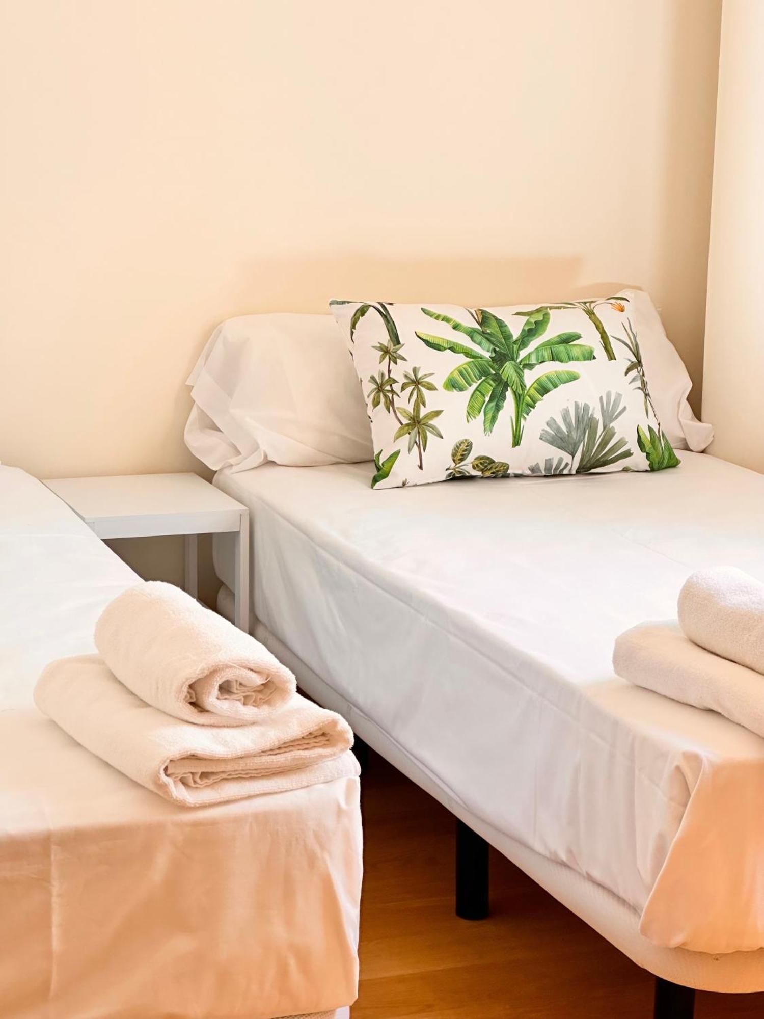 Penthouse Near Cathedral Private Rooftop Private Parking 세비야 외부 사진