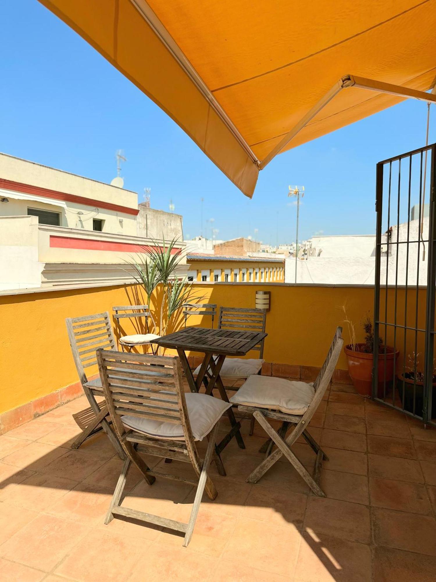 Penthouse Near Cathedral Private Rooftop Private Parking 세비야 외부 사진
