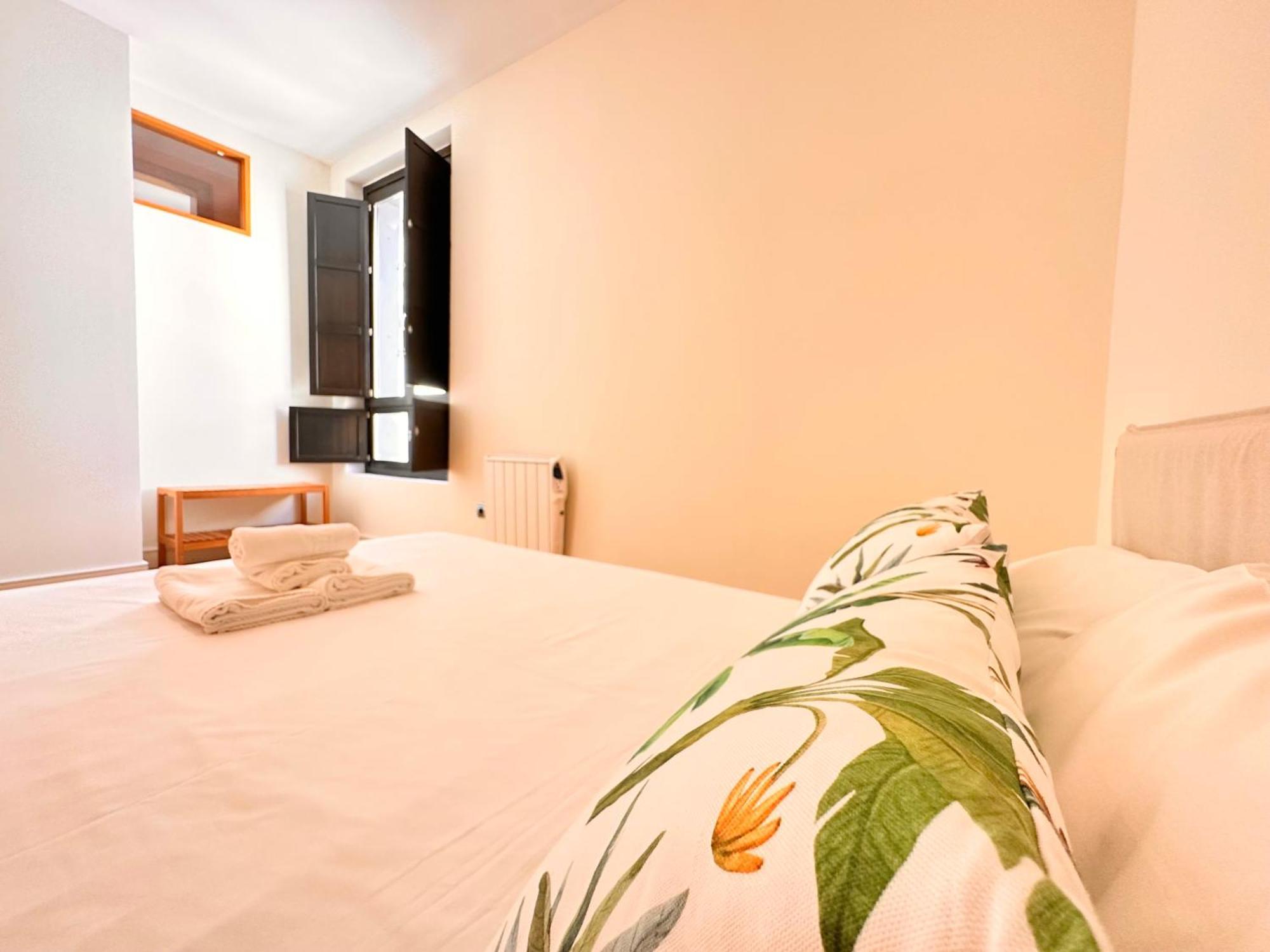 Penthouse Near Cathedral Private Rooftop Private Parking 세비야 외부 사진
